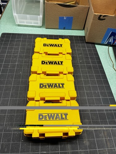 Dewalt empty screwdriver - 3,
